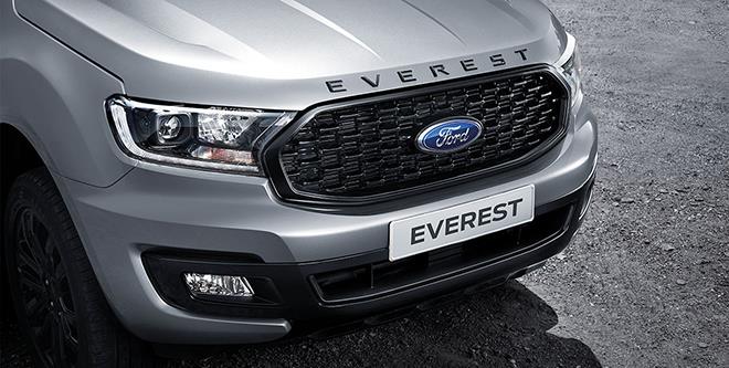 Giá lăn bánh mẫu xe Ford Everest Sport vừa được giới thiệu