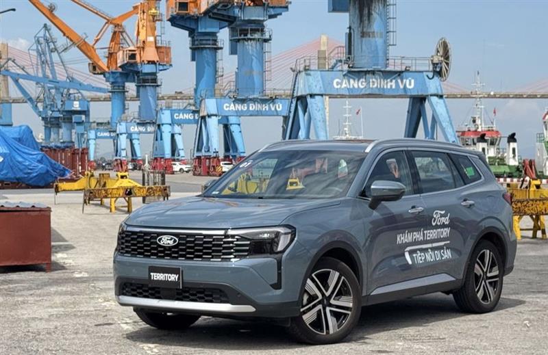 Ford Territory bản nâng cấp có doanh số ra sao trong tháng?